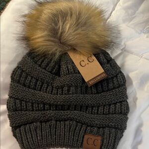C.C Gray Ribbed Knit Hat with Pom-Pom